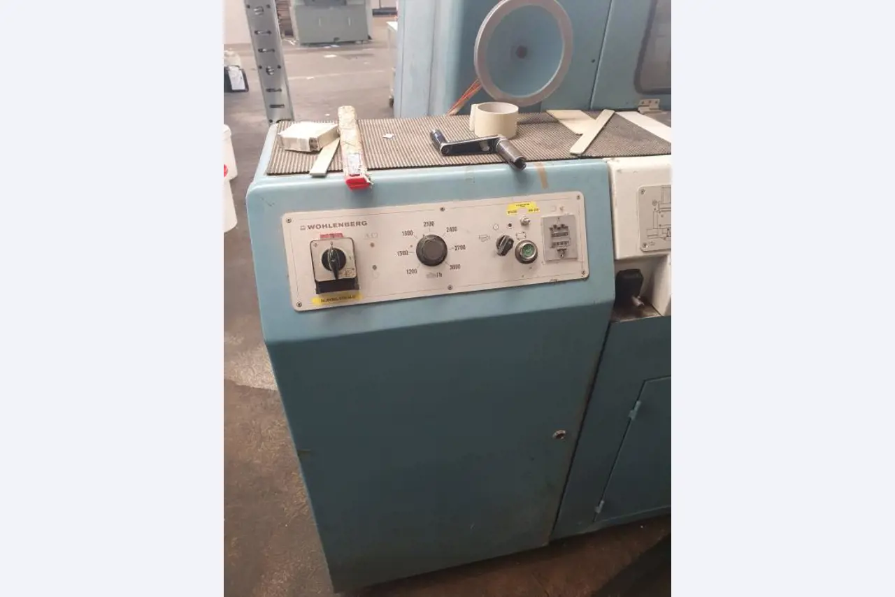 Productiesystemen en -machines voor drukken en boekbinden-3